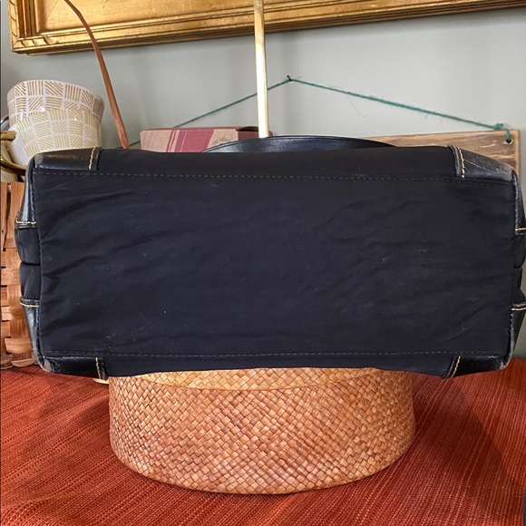 Dooney & Bourke Nylon Double Handles Zipper Tote Shoulder Bag Black - Picture 10 of 11